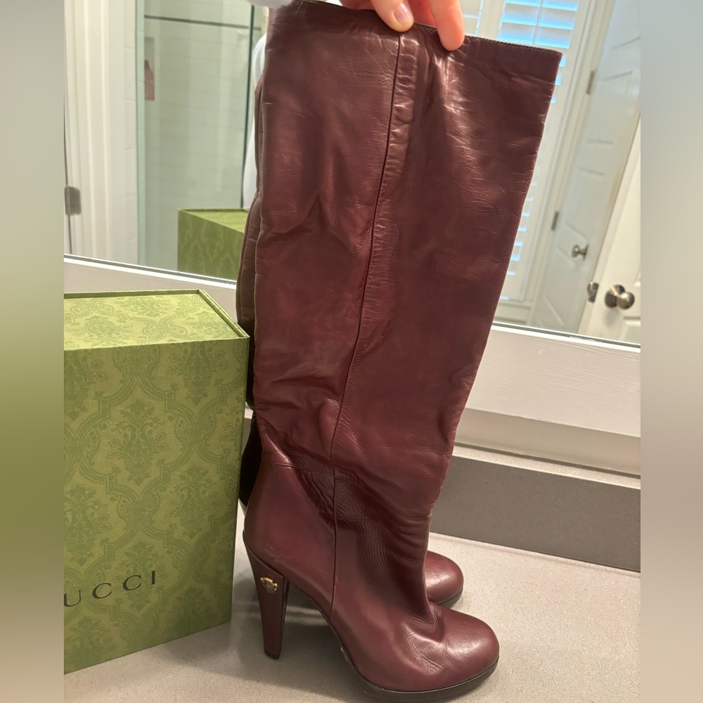 Gucci tall vintage leather boots women’s size 38 excellent condition